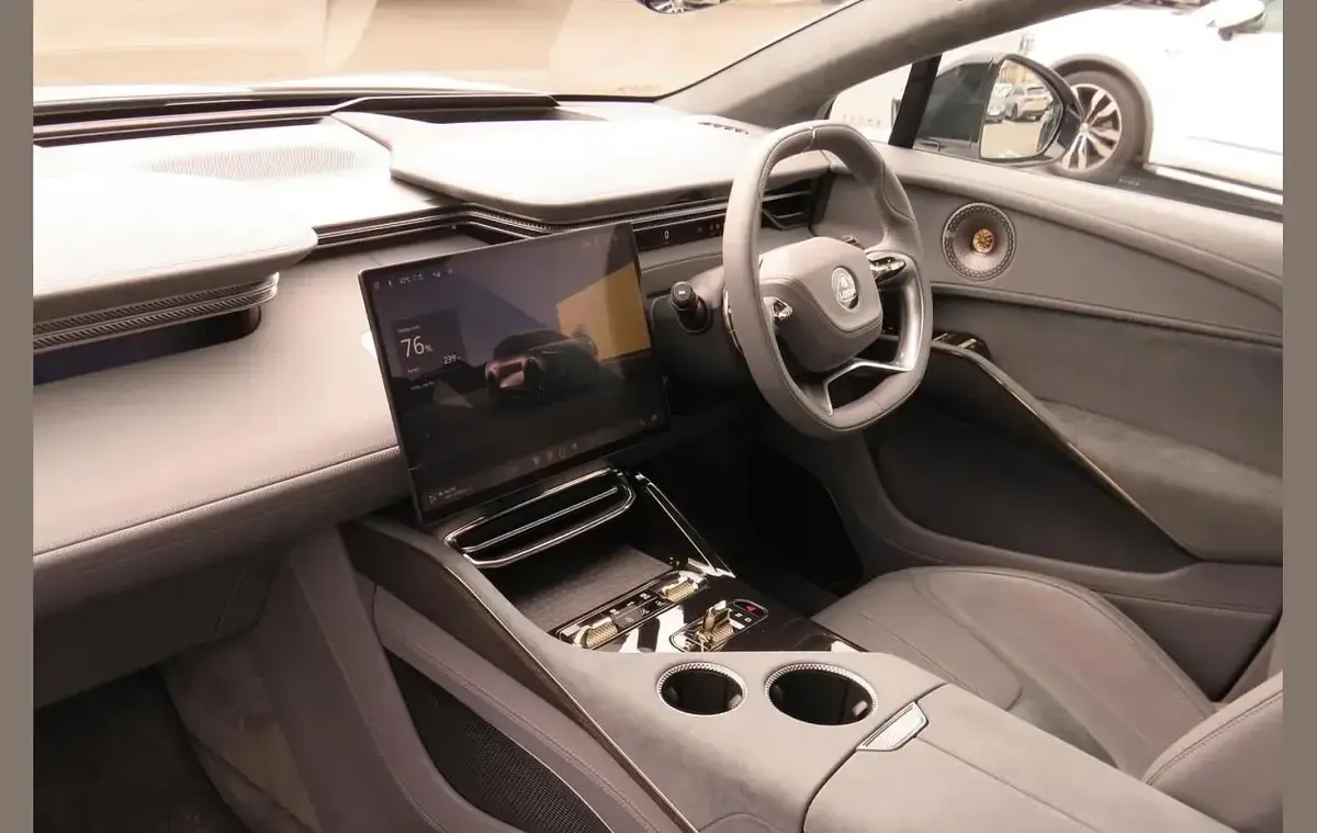 New Lotus Eletre 450 kW (612 HP) 2026 White SUV