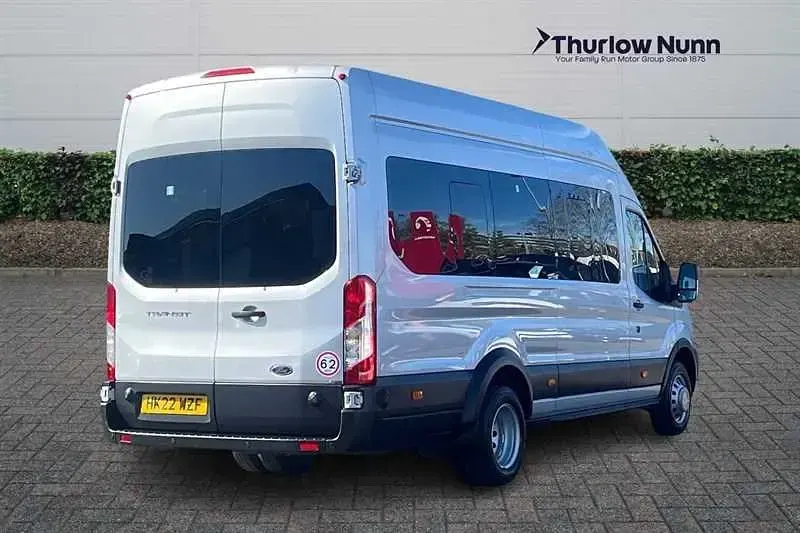 Usado Ford Transit Trend 130 HP (95 kW) 2022 Prateado