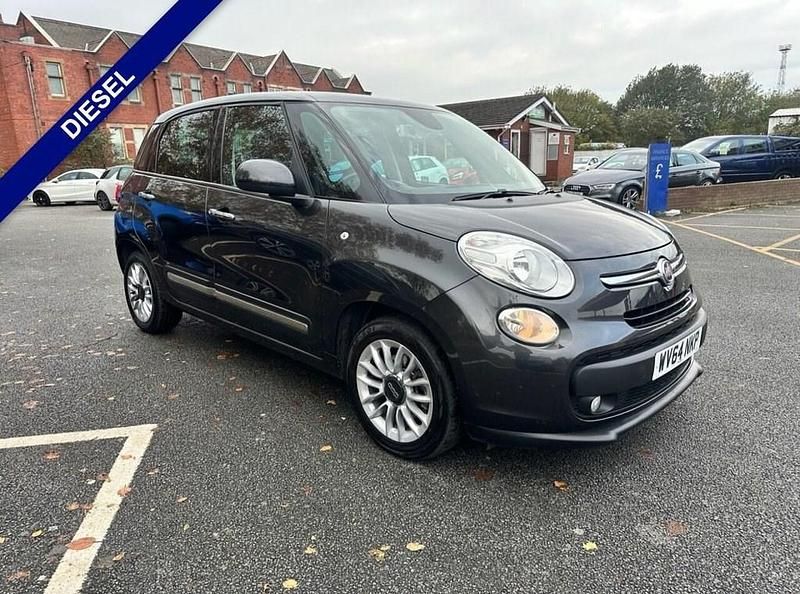 Grey Used 2014 Fiat 500L Lounge MPV | £3,995 (Fair price) - Image 1/4