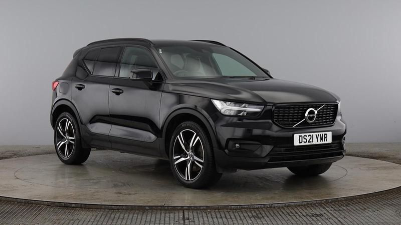 Black Used 2021 Volvo XC40 R-Design SUV | £18,995 (Fair price) - Image 1/4