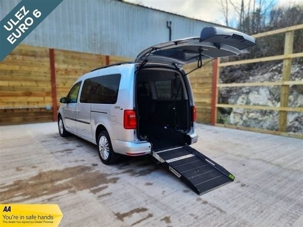 Silver Used 2018 VW Caddy Maxi MPV | £17,401 (Fair price) - Image 1/1