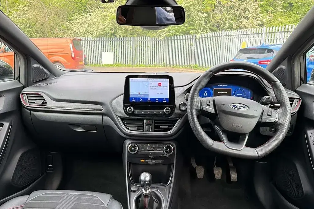Second-hand Ford Puma ST-Line X 123 CP (90 kW) 2022 Negru SUV
