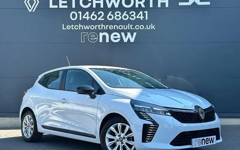 Used Renault Clio Evolution 90 HP (66 kW) 2025 Hatchback