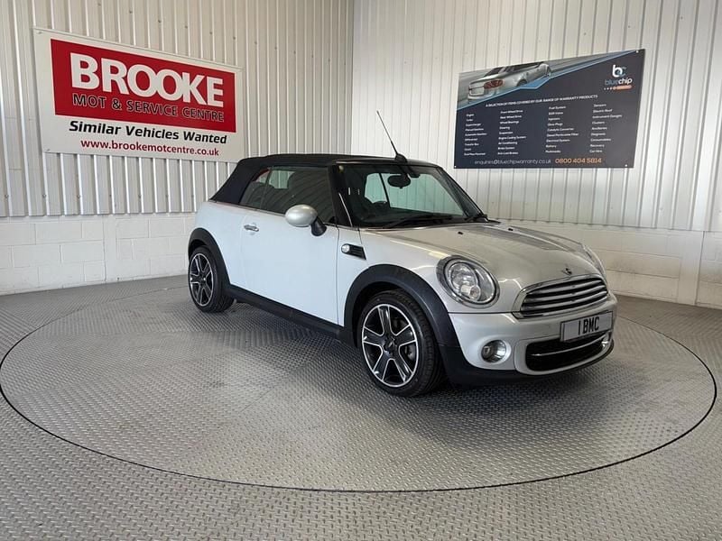 Silver Used 2015 Mini Cooper D Cabriolet Cabriolet | £5,990 - Image 1/2