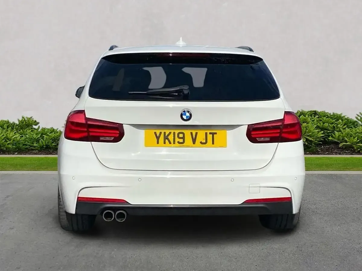 Used BMW 320 M Sport 2019 White Estate