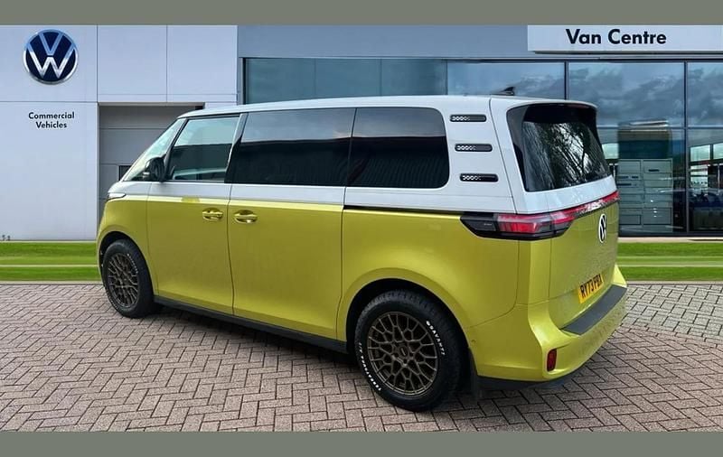 Usado VW ID. Buzz Pro 147 kW (200 HP) 2023 Branco Monovolume