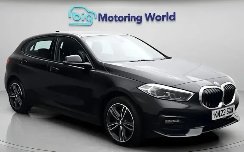 Used BMW 118 Sport Line 136 HP (100 kW) 2023 Hatchback