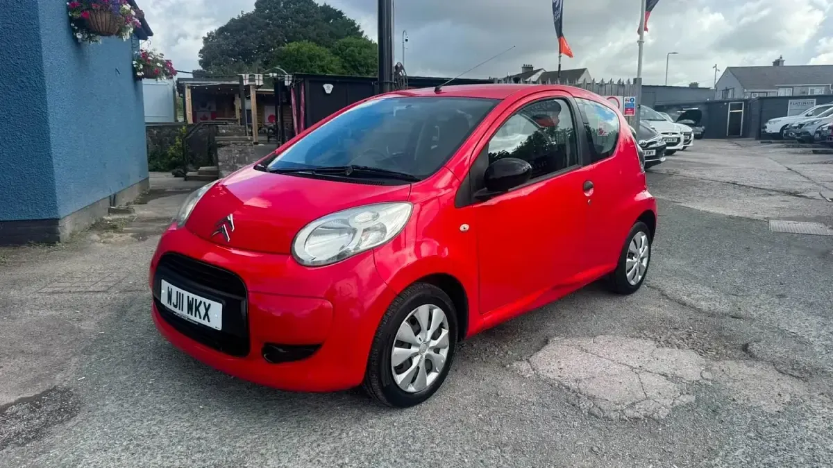 Used Citroën C1 VTR Sport 2011 Red Hatchback