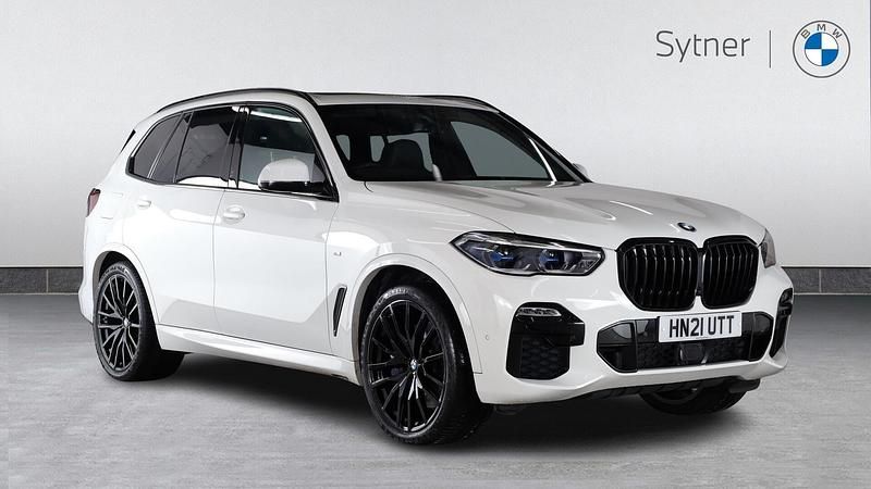 Used BMW X5 M Sport 335 HP (246 kW) 2021 White SUV