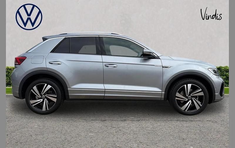 Used VW T-Roc R-line 150 HP (110 kW) 2025 Silver SUV