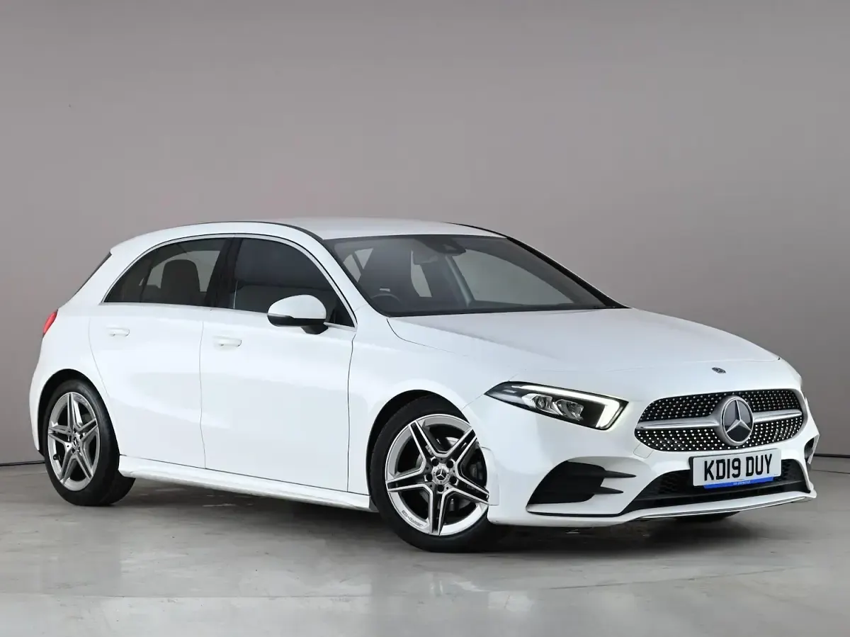 Used Mercedes A180 AMG line 136 HP (100 kW) 2019 Hatchback