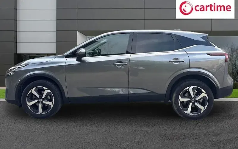 Used Nissan Qashqai N-Connecta 140 HP (102 kW) 2022 Grey SUV