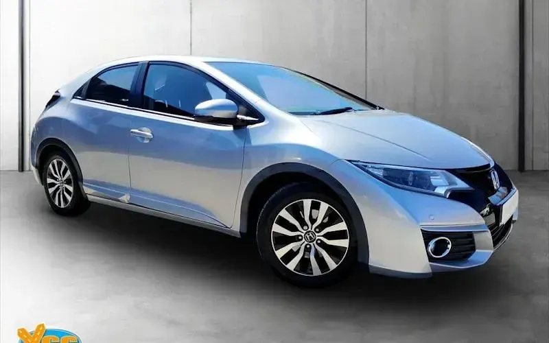 Begagnad Honda Civic SE Plus 120 HK (88 kW) 2017 Halvkombi