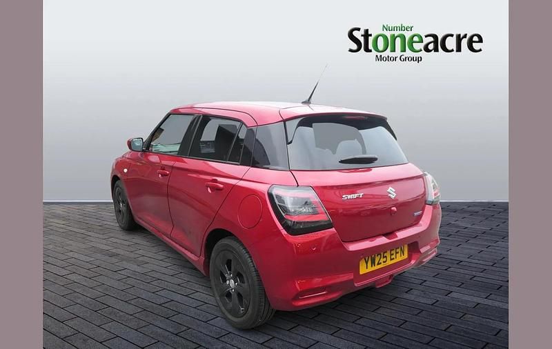 New Suzuki Swift 80 HP (58 kW) 2025 Red Hatchback