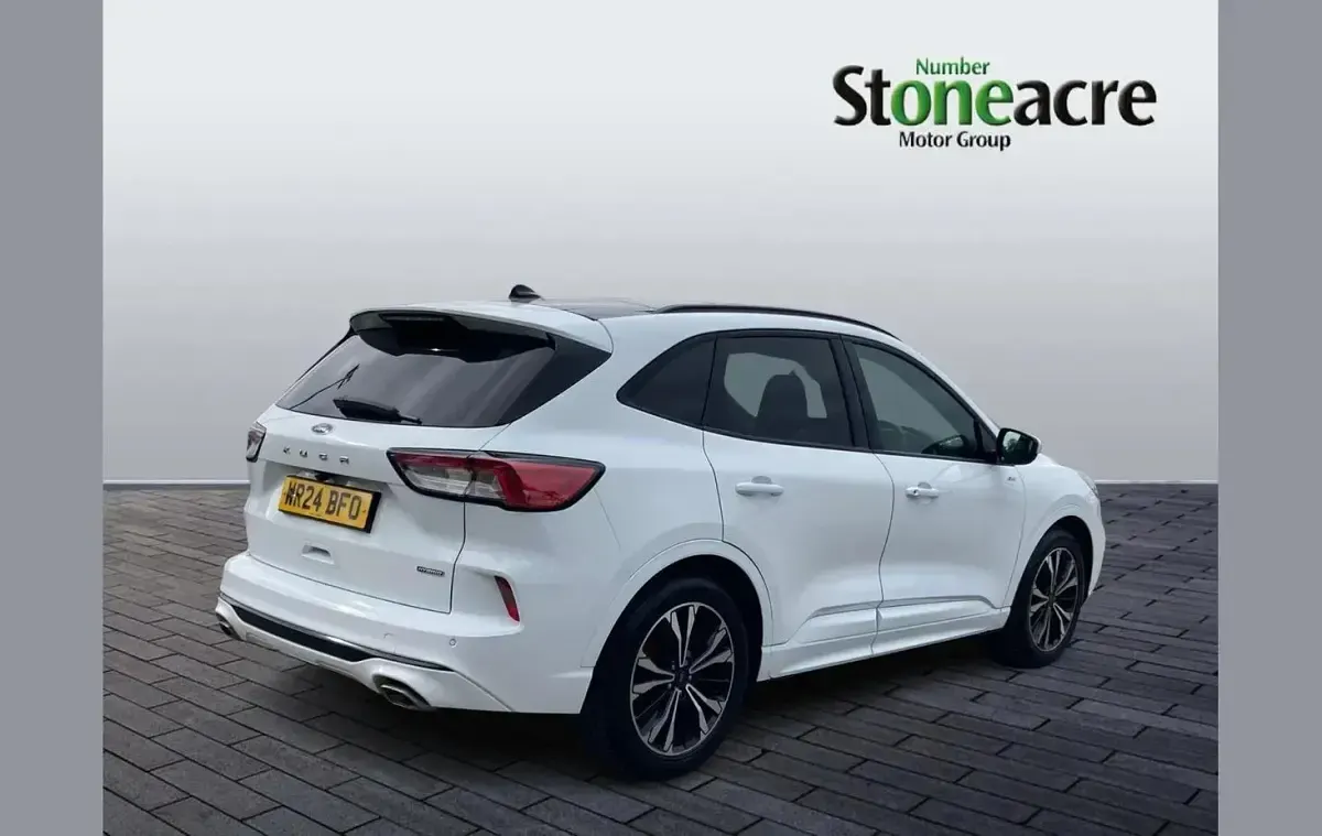 Used Ford Kuga ST-Line X 190 HP (139 kW) 2024 White SUV