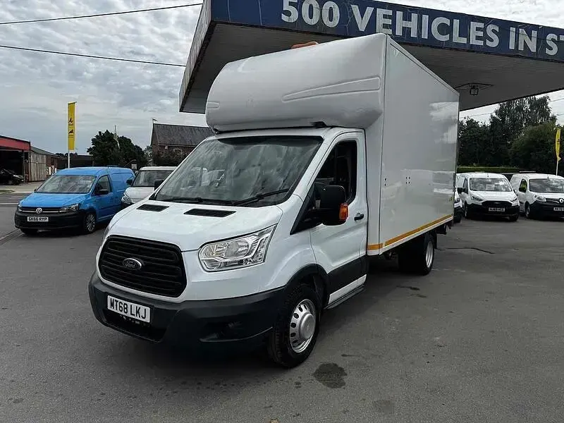 Used Ford Transit 130 HP (95 kW) 2018 White Van