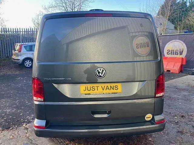 Used VW Transporter Highline 110 HP (80 kW) 2021 Grey Van