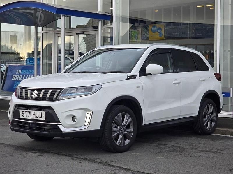 Used Suzuki Vitara SZ-T 129 HP (94 kW) 2021 White SUV