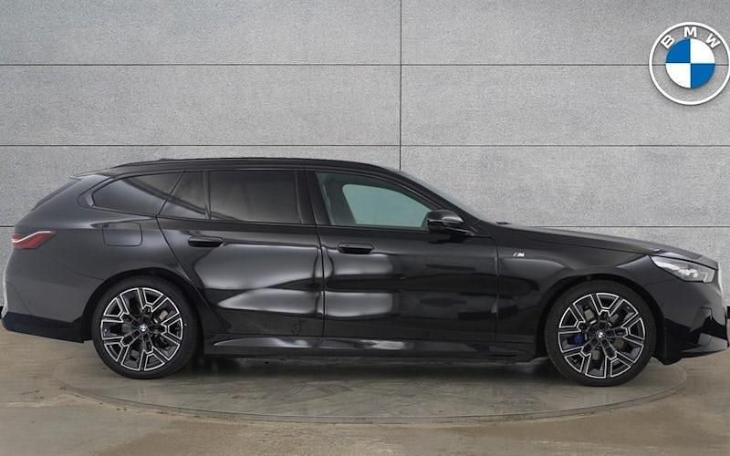 Used BMW 530e M Sport 299 HP (219 kW) 2025 Black Estate