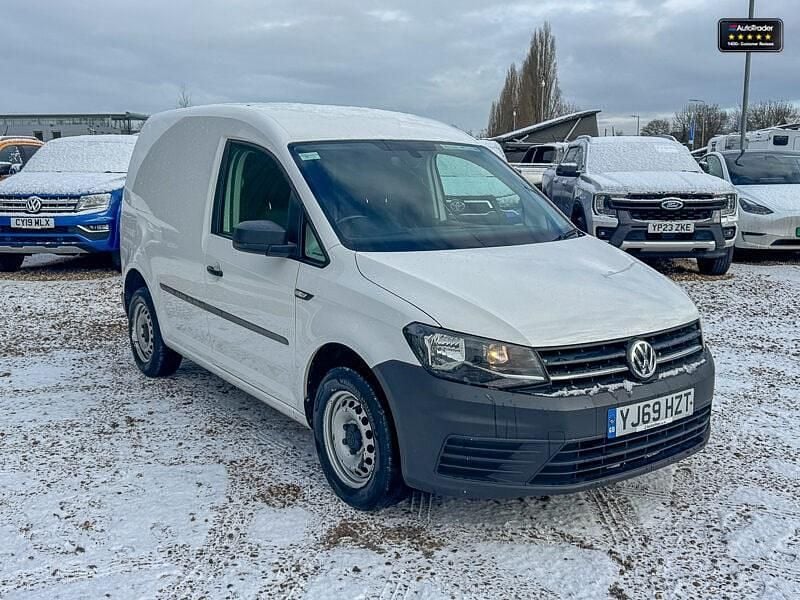 Used VW Caddy Startline 102 HP (75 kW) 2019 White MPV