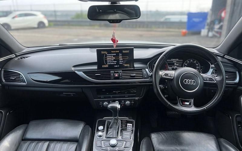 Used Audi A6 Black Edition 190 HP (139 kW) 2014 White Estate