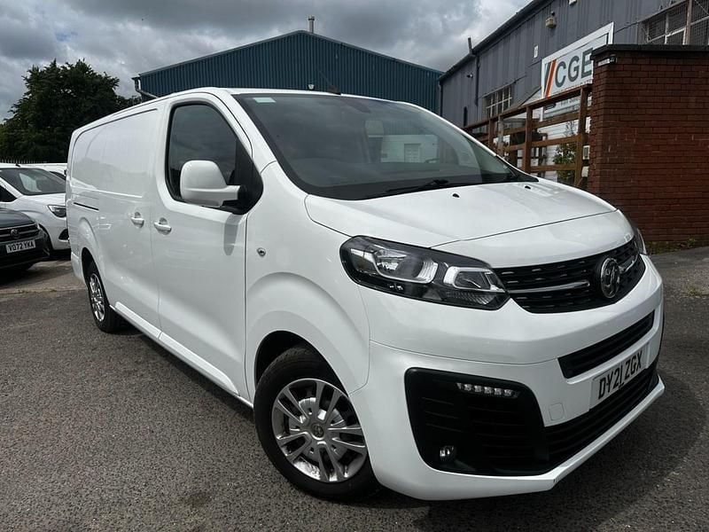 White Used 2021 Vauxhall Vivaro Sportive Van | £10,790 (Good price) - Image 1/4