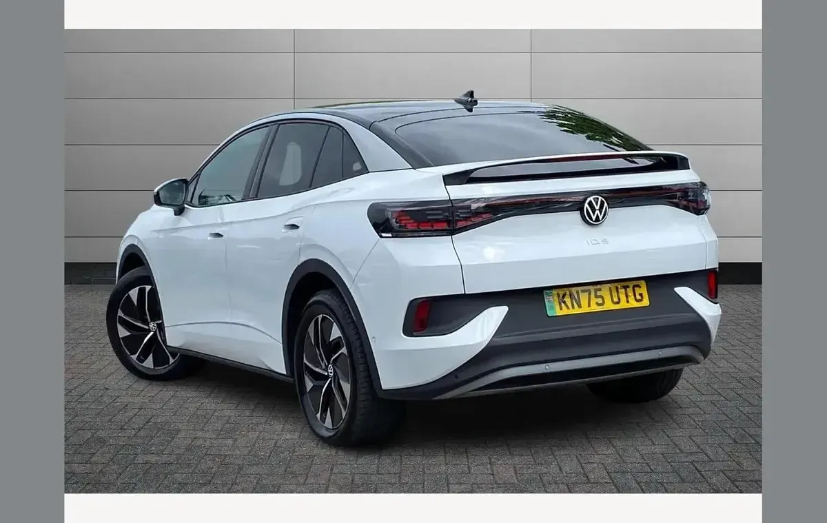 Używany VW ID.5 Pro 210 kW (286 KM) 2025 Biały SUV