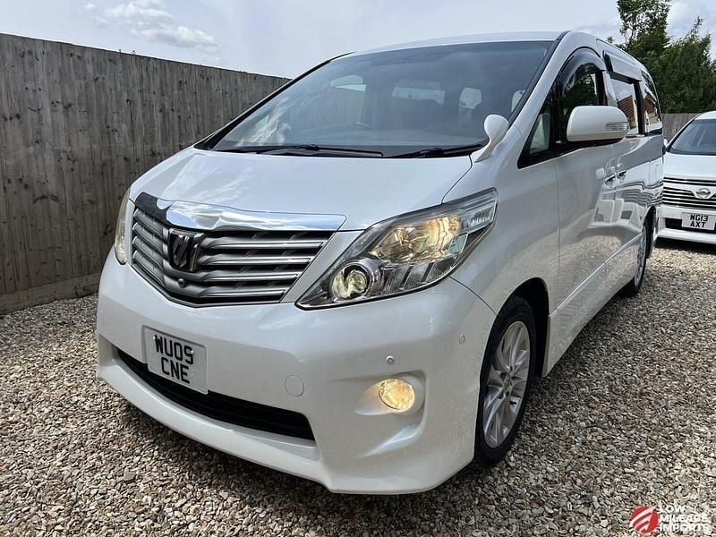 Used Toyota Alphard 2009 White MPV