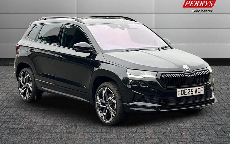 Used 2026 Skoda Karoq SportLine SUV | £29,920 (Fair price) - Image 1/4