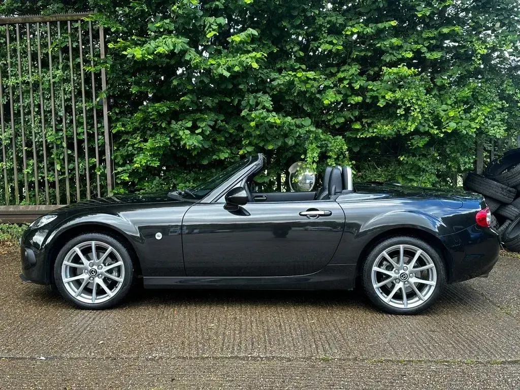 Used Mazda MX5 Inclusive 160 HP (117 kW) 2013 Black Cabriolet