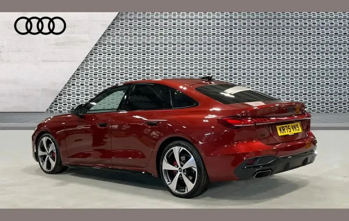 Used Audi A5 Advanced 200 HP (147 kW) 2025 Red Sedan