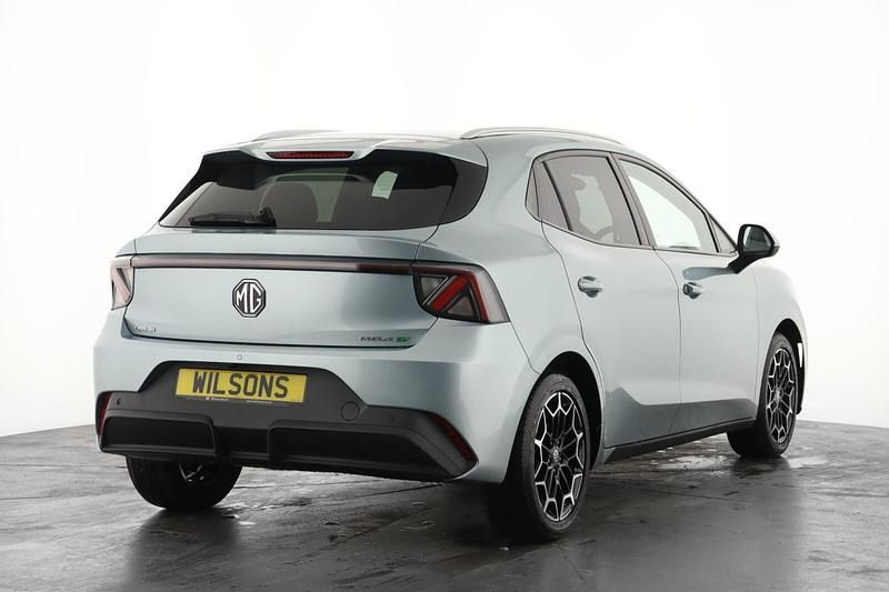 New MG MG4 EV 319 kW (435 HP) 2026 Hatchback