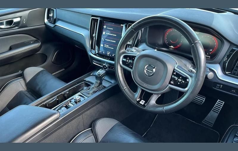 Used Volvo S60 R-Design 247 HP (181 kW) 2020 Silver Sedan