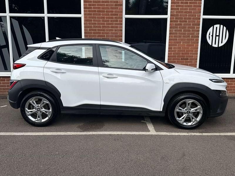 Used Hyundai Kona SE 2022 White SUV