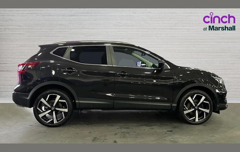 Used Nissan Qashqai Tekna 138 HP (101 kW) 2019 Black SUV