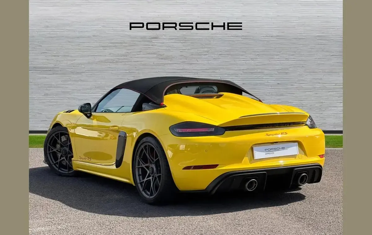 New Porsche 718 500 HP (367 kW) 2025 Yellow Cabriolet