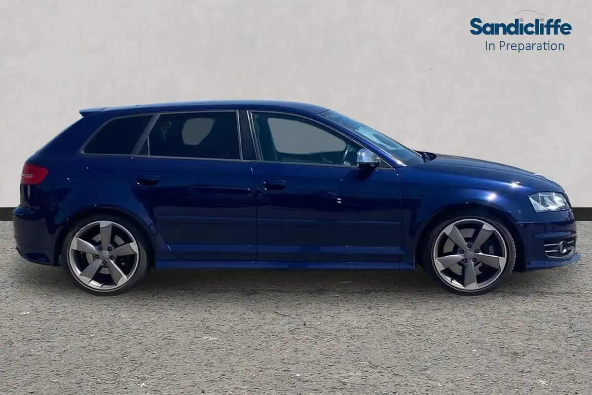 Used Audi A3 Black Edition 265 HP (194 kW) 2012 Blue Hatchback