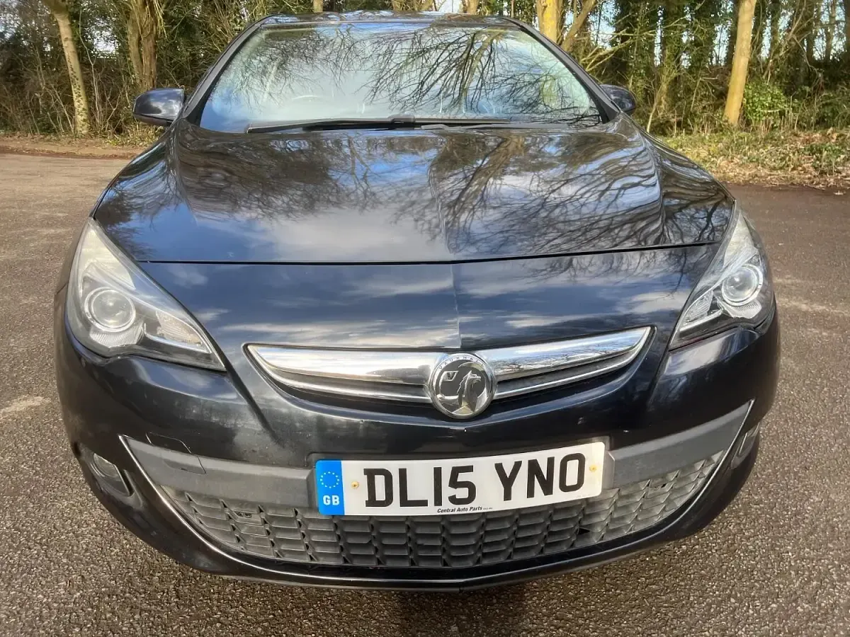 Used Vauxhall Astra GTC SRi 2015 Black Coupe