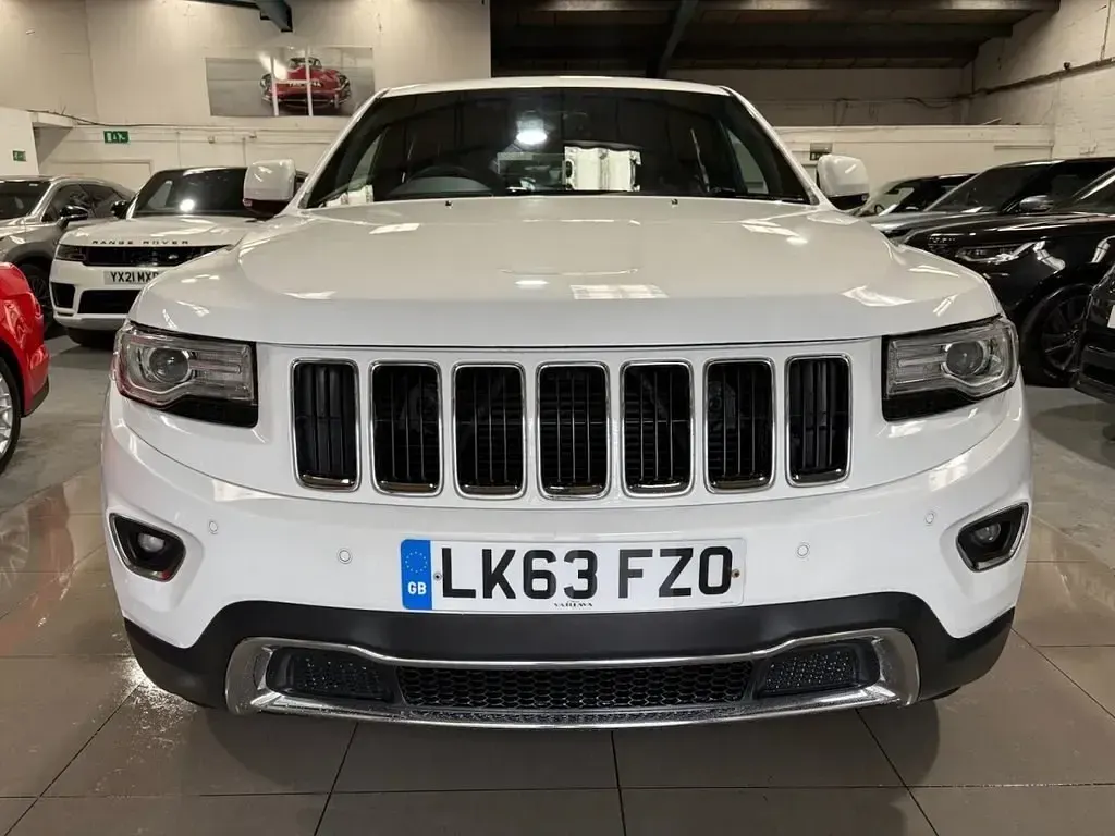 Usado Jeep Grand Cherokee Limited 247 CV (181 kW) 2013 Blanco SUV