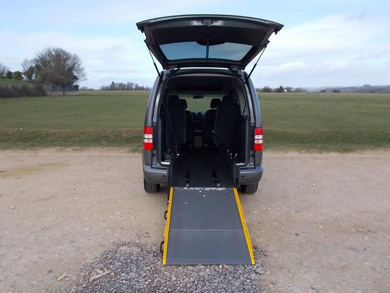 Used VW Caddy Maxi Life Life 2015 Grey MPV