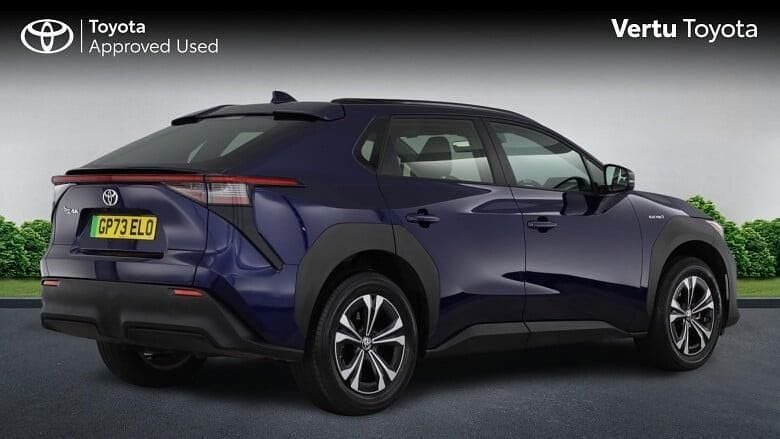 Used Toyota bZ4X PURE 150 kW (204 HP) 2023 Blue SUV