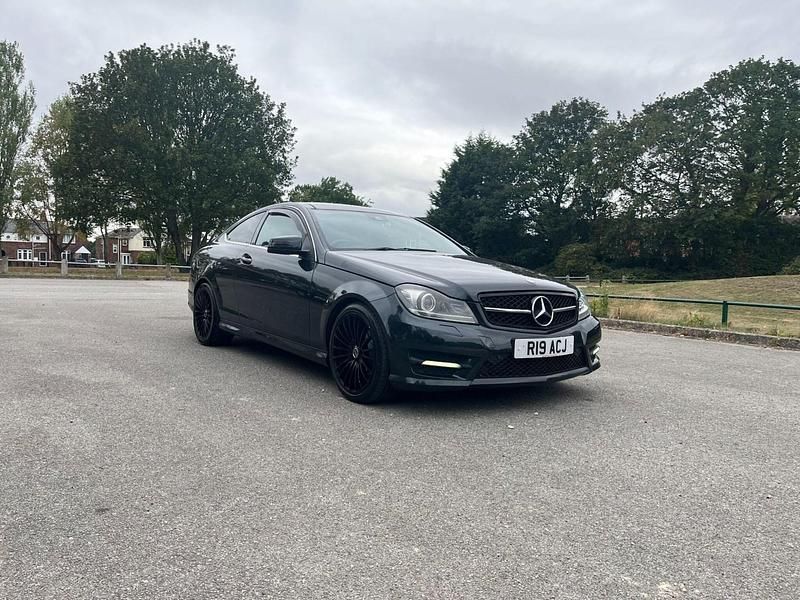 Black Used 2011 Mercedes C250 Sport Edition Coupe | £3,795 (Fair price) - Image 1/4