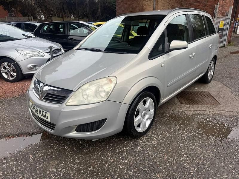 Second-hand Vauxhall Zafira 150 CP (110 kW) 2008 Bej Monovolum