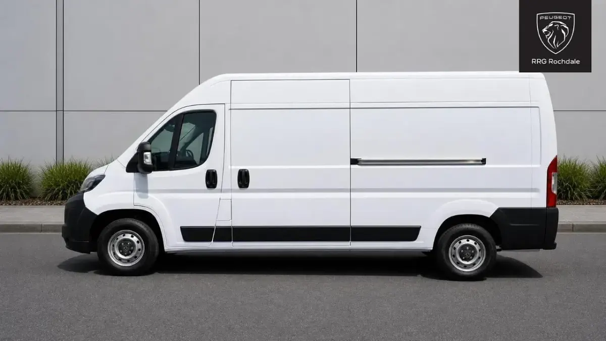 New Peugeot Boxer S 138 HP (101 kW) 2026 White Van
