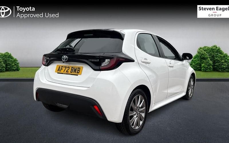 Used Toyota Yaris Hybrid 116 HP (85 kW) 2026 Hatchback