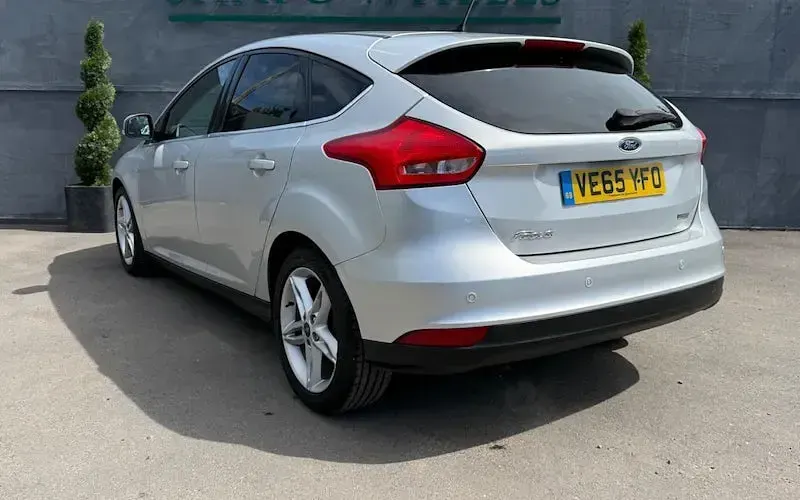 Used Ford Focus Titanium 125 HP (91 kW) 2017 Hatchback