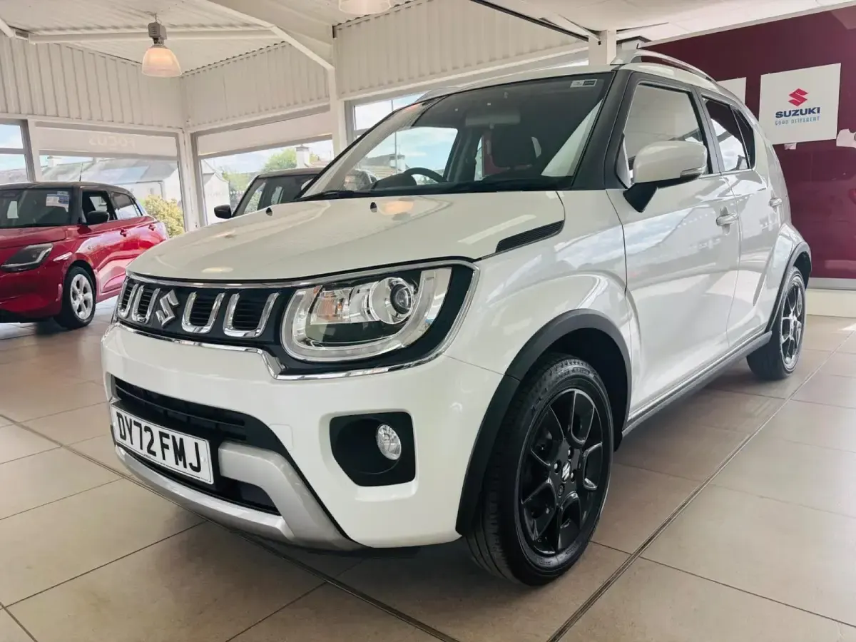 Used Suzuki Ignis SZ5 83 HP (61 kW) 2022 White SUV