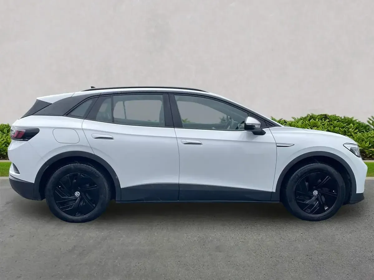 Used VW ID.4 Pure 108 kW (148 HP) 2021 White SUV