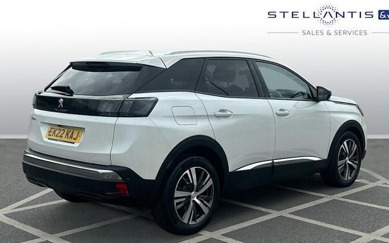 Used Peugeot 3008 Allure Premium 131 HP (96 kW) 2022 White SUV