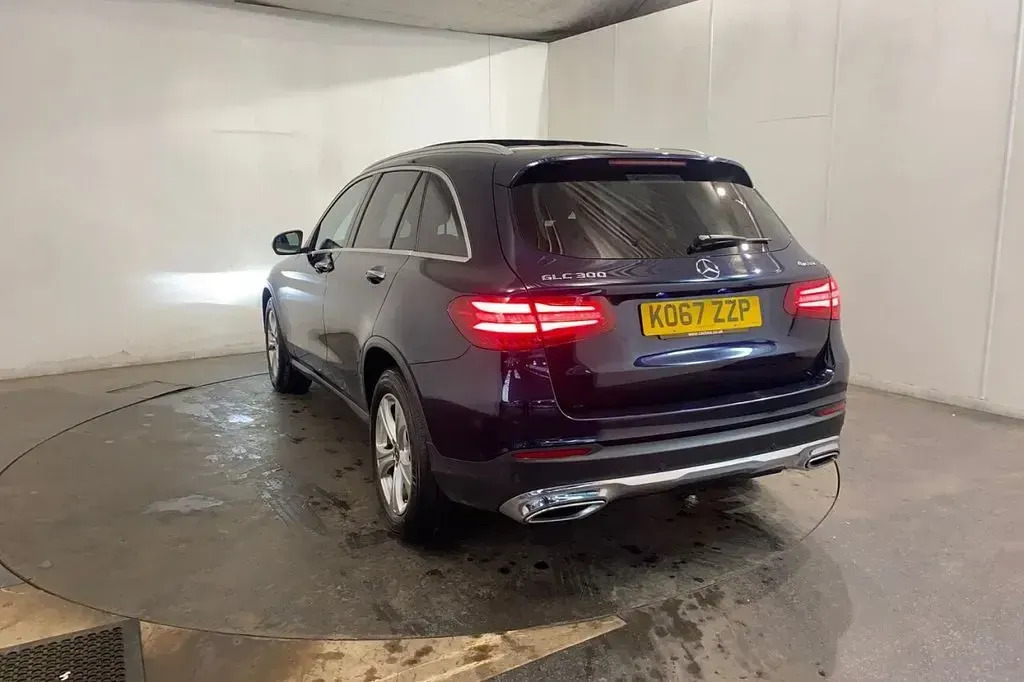 Used Mercedes GLC220 Premium Plus 170 HP (125 kW) 2018 Blue SUV